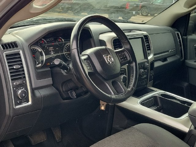 2017 RAM 1500 Big Horn Crew Cab 4x4 5'7" Box