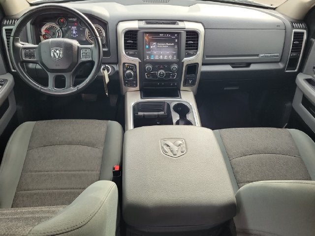 2017 RAM 1500 Big Horn Crew Cab 4x4 5'7" Box