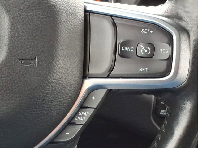 2019 RAM 1500 Big Horn/Lone Star Crew Cab 4x4 5'7" Box
