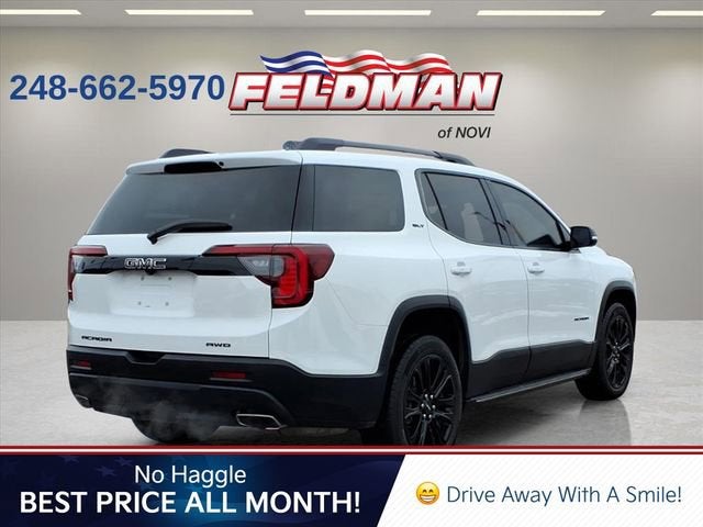 2023 GMC Acadia SLT