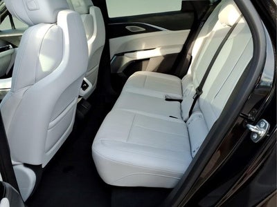 2024 Cadillac LYRIQ Luxury 2