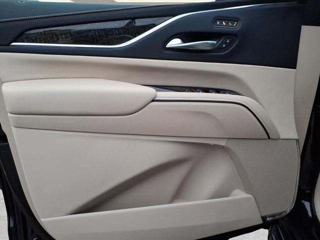 2024 Cadillac Escalade ESV Premium Luxury