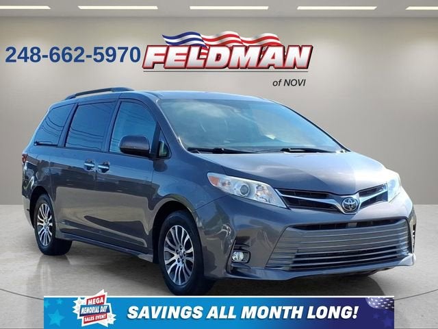 2019 Toyota Sienna XLE Auto Access Seat