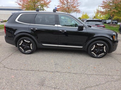 2023 Kia Telluride S