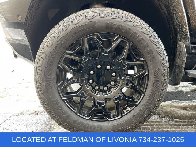 2024 GMC HUMMER EV SUV 2X