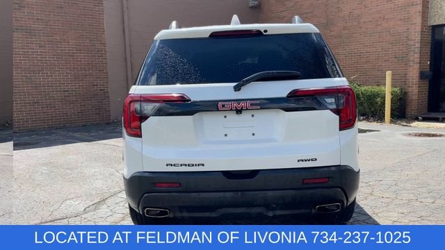 2022 GMC Acadia SLT