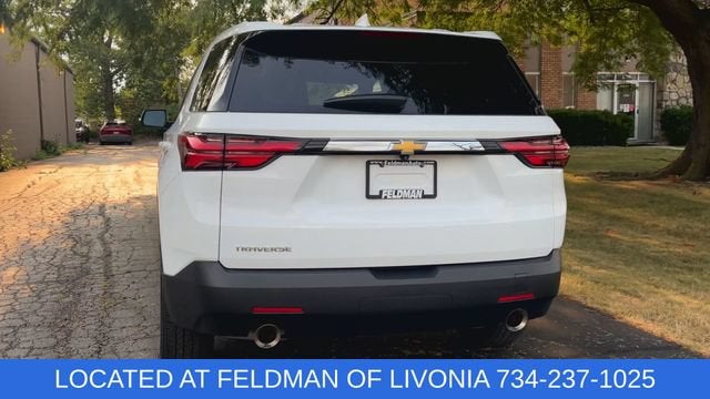2023 Chevrolet Traverse LS