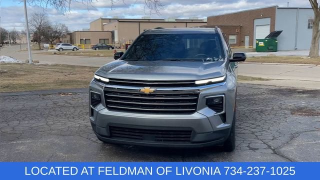 2024 Chevrolet Traverse LT