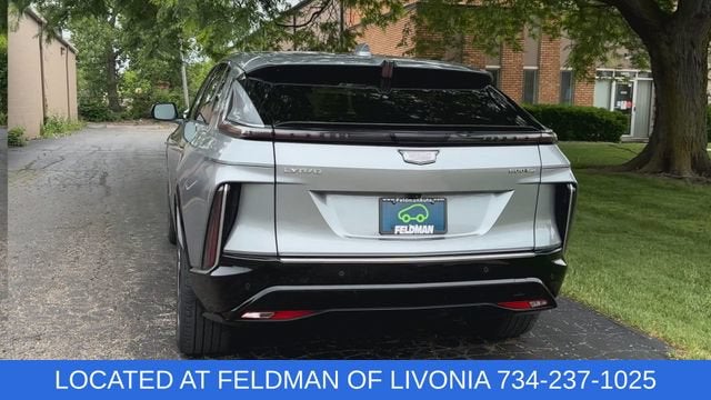 2024 Cadillac LYRIQ Luxury 1
