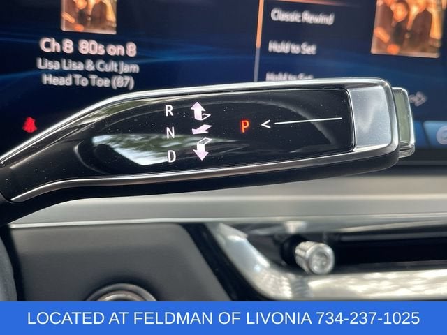 2024 Cadillac LYRIQ Luxury 2