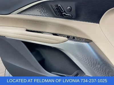 2024 Cadillac LYRIQ Luxury 3