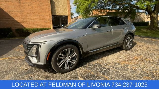 2024 Cadillac LYRIQ Luxury 3