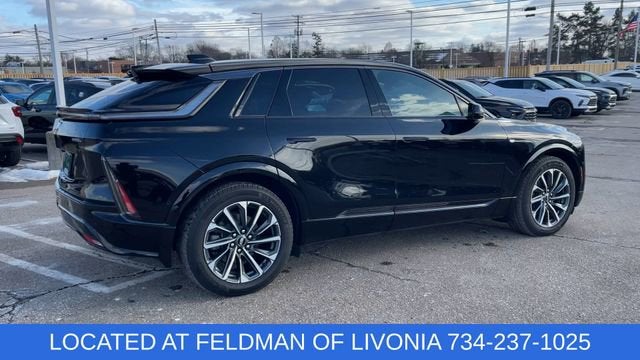 2024 Cadillac LYRIQ Sport 2