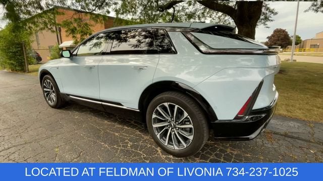 2024 Cadillac LYRIQ Sport 2