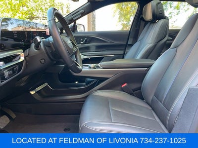 2024 Cadillac LYRIQ Sport 3