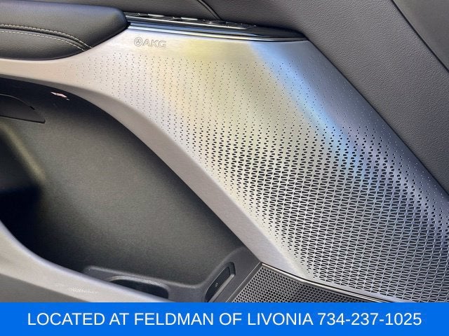 2024 Cadillac LYRIQ Sport 3