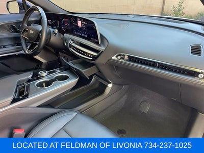 2024 Cadillac LYRIQ Sport 3