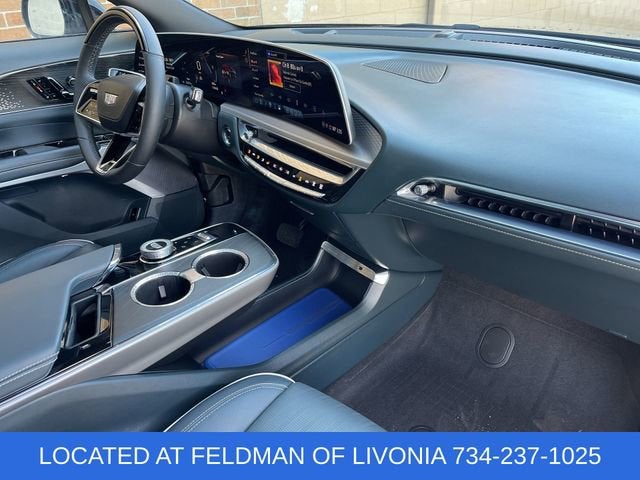 2024 Cadillac LYRIQ Sport 3