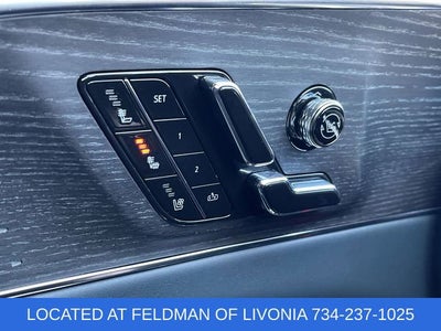 2024 Cadillac LYRIQ Sport 3