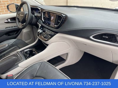 2023 Chrysler Pacifica Hybrid Limited