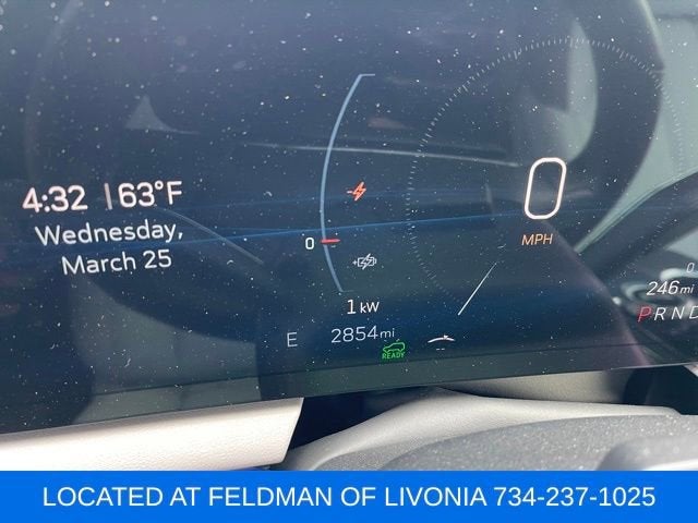 2025 Cadillac OPTIQ Luxury 1