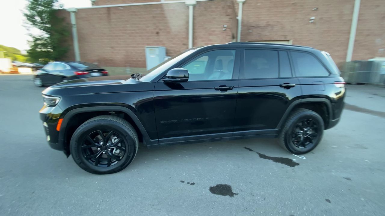 2025 Jeep Grand Cherokee Altitude