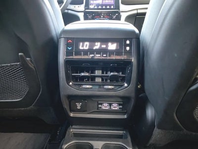 2023 Jeep Grand Cherokee L Laredo 4x4