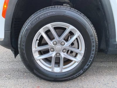 2023 Jeep Grand Cherokee L Laredo 4x4
