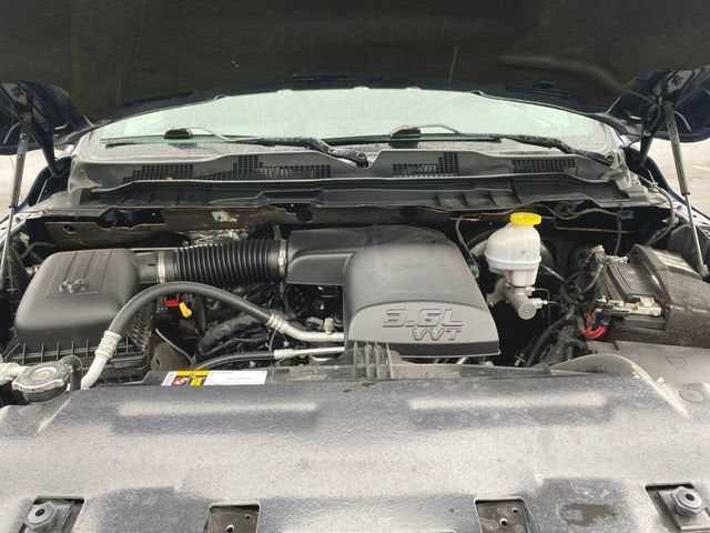 2022 RAM 1500 Classic Warlock Quad Cab 4x4 6'4" Box