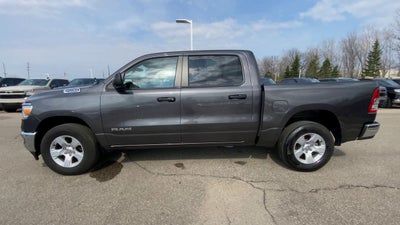 2023 RAM 1500 Big Horn Crew Cab 4x4 5'7" Box