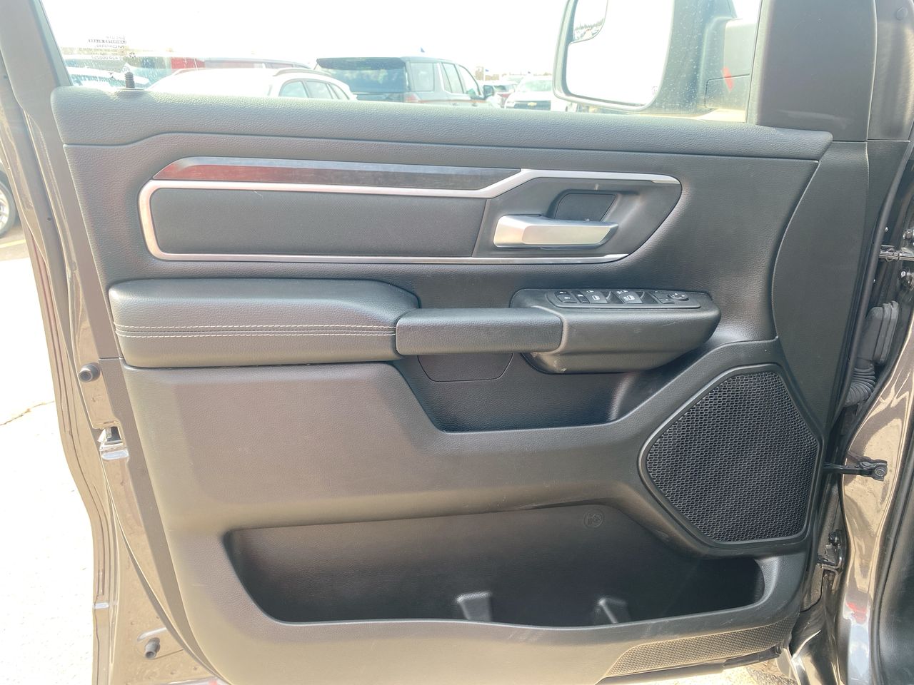 2023 RAM 1500 Big Horn Crew Cab 4x4 5'7" Box