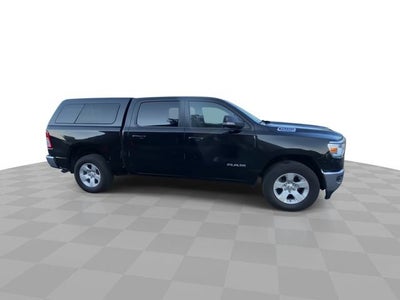 2022 RAM 1500 Big Horn Crew Cab 4x4 5'7" Box
