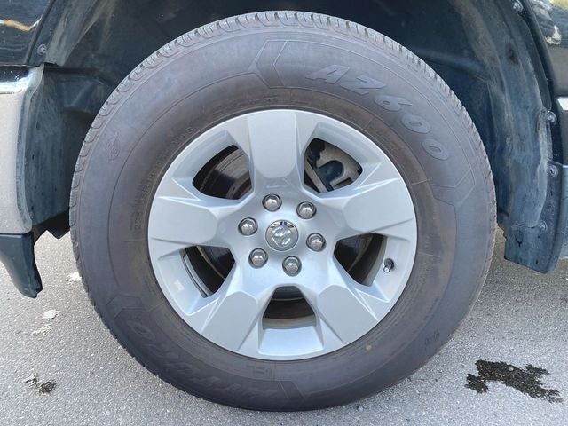 2022 RAM 1500 Big Horn Crew Cab 4x4 5'7" Box
