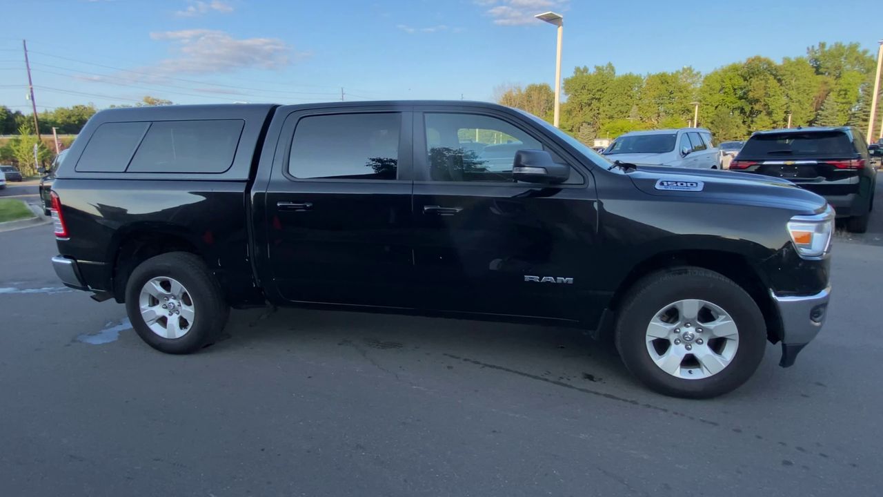 2022 RAM 1500 Big Horn Crew Cab 4x4 5'7" Box