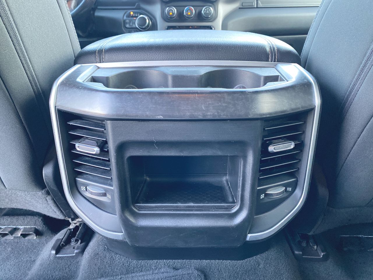 2022 RAM 1500 Big Horn Crew Cab 4x4 5'7" Box