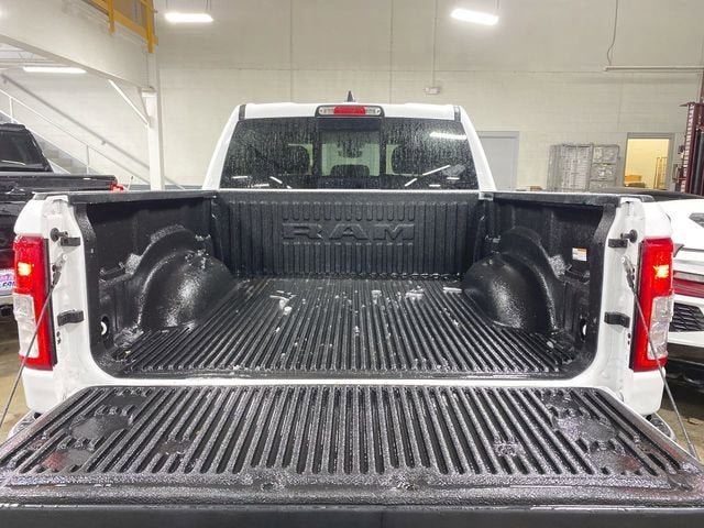 2023 RAM 1500 Big Horn Crew Cab 4x4 5'7" Box