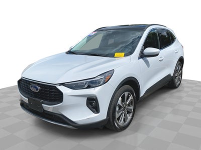 2025 Ford Escape Platinum