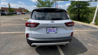 2025 Ford Escape Platinum