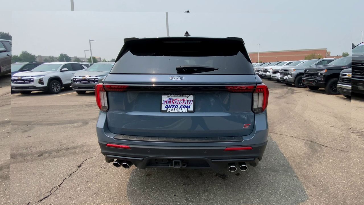 2025 Ford Explorer ST