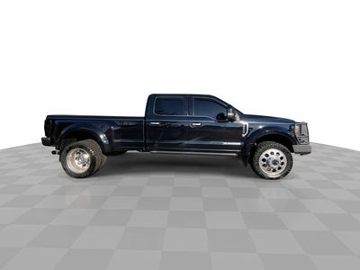 2022 Ford F-450 Limited