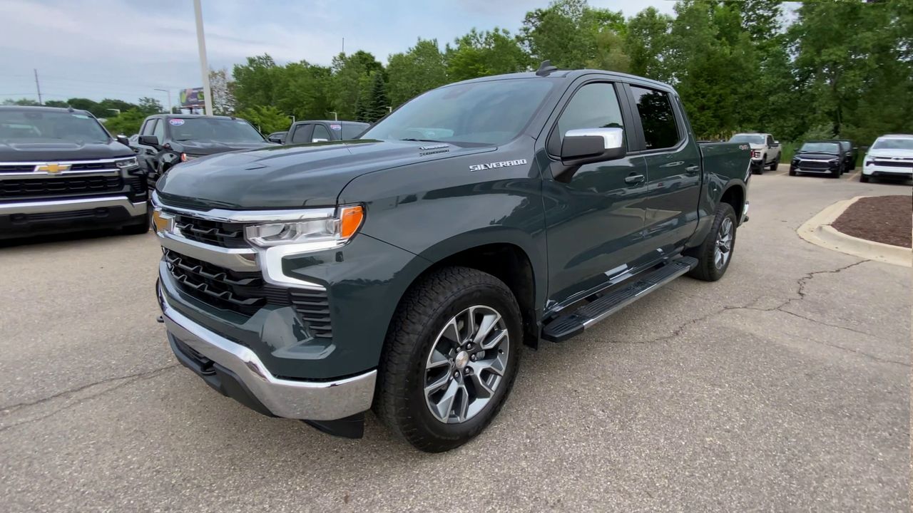 2026 Chevrolet Silverado 1500 LT (2FL)