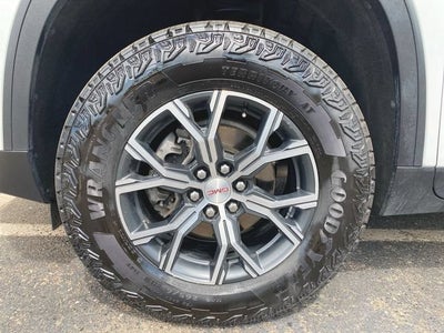 2024 GMC Acadia AT4