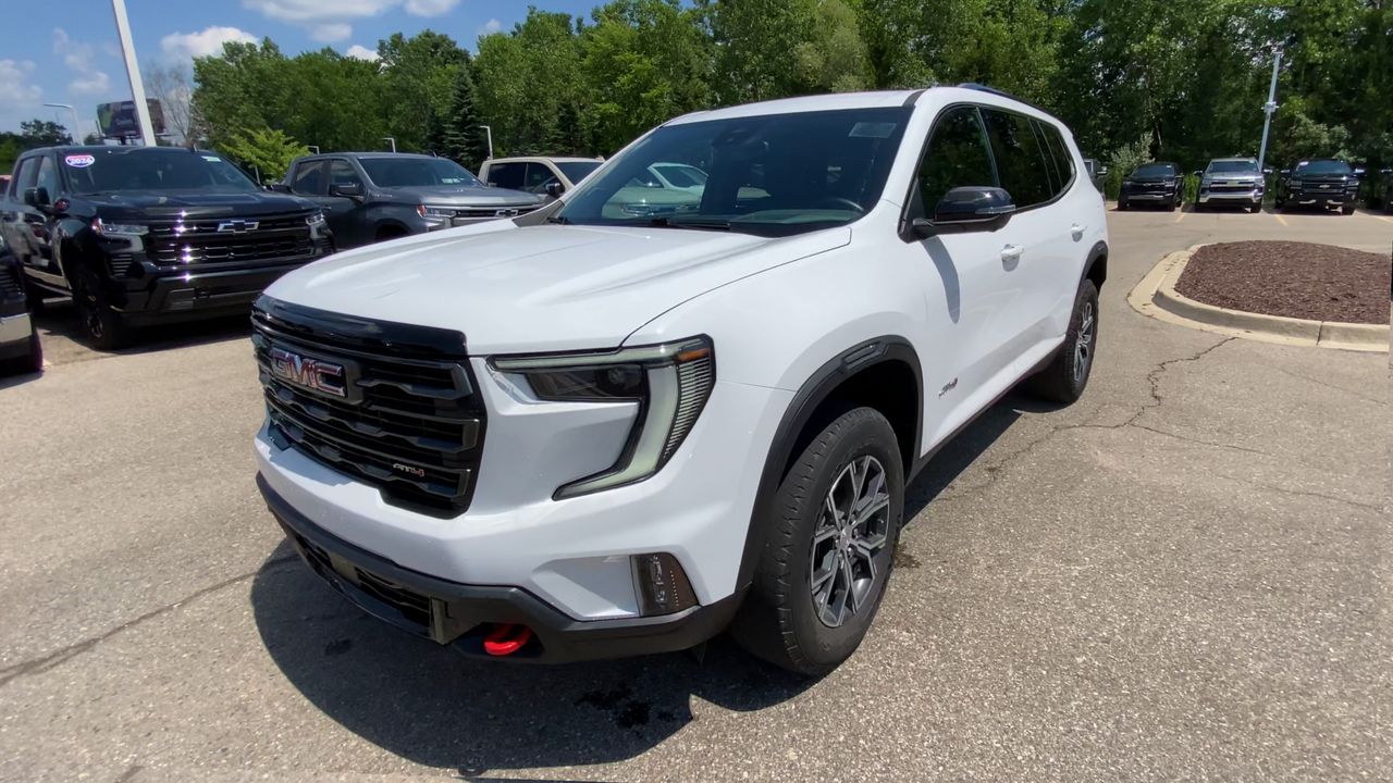 2024 GMC Acadia AT4