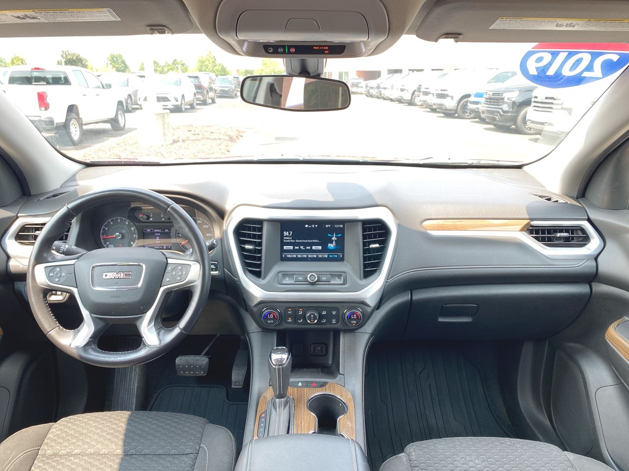2019 GMC Acadia SLE