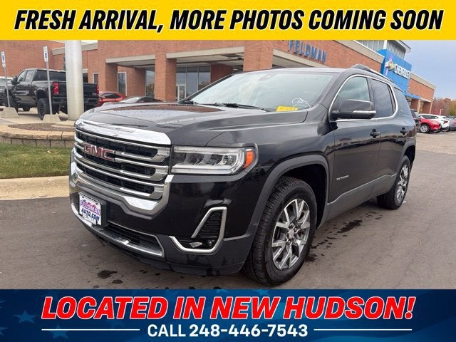 2023 GMC Acadia SLT