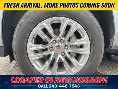 2023 GMC Yukon XL SLT