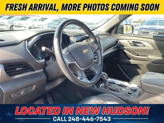 2023 Chevrolet Traverse LT Leather