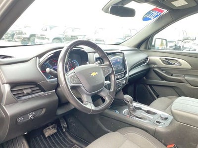 2022 Chevrolet Traverse LT Cloth