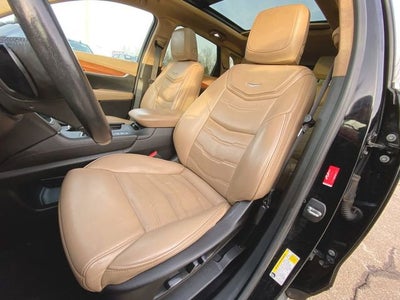 2019 Cadillac XT5 Platinum AWD