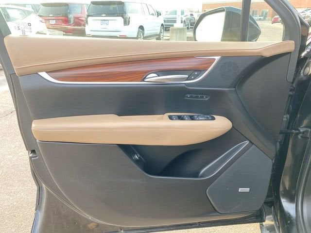 2019 Cadillac XT5 Platinum AWD